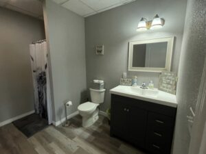 112-40-bathroom